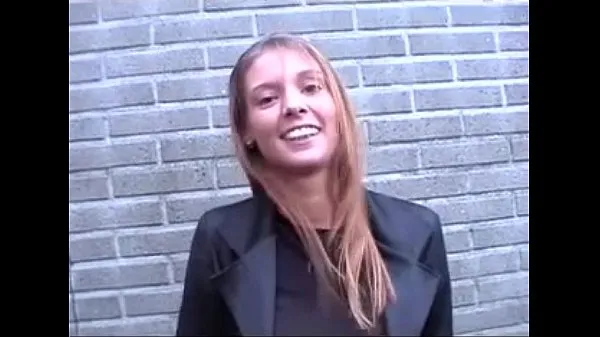 Veliki Flemish Stephanie fucked in a car (Belgian Stephanie fucked in car sveži videoposnetki