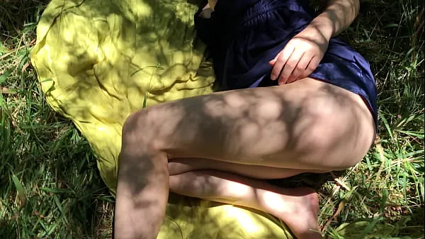 Nympho teen in the woods fucked by woodcutter - Erin Electra Video baharu besar