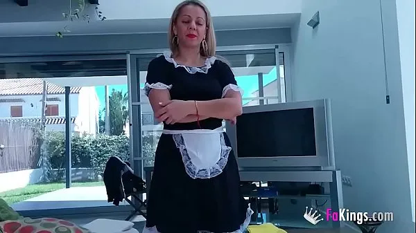 Čerstvá videa I bang a hot blonde cleaning lady whom I asked for a 'more special service velké