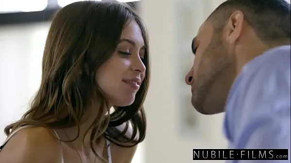 Video besar NubileFilms - Girlfriend Cheats And Squirts On Cock segar
