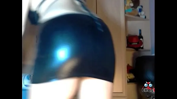 Veliki Mujer morbosa juega con plug anal sveži videoposnetki