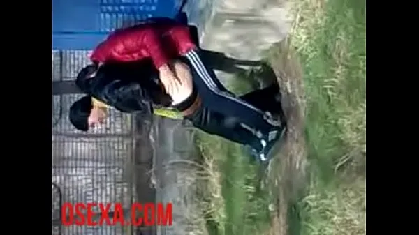 Veliki Uzbek woman fucked outdoors sex on hidden camera sveži videoposnetki