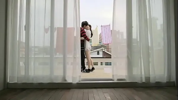 大18 Outing (2015) Hot sexy adult movie HD 720p [TvMovieZ].mp4新鲜的视频