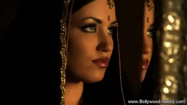 बड़े Serious Indian Striptease ताज़ा वीडियो
