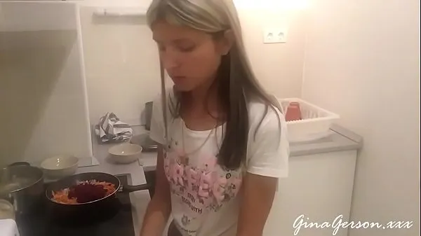 Veliki I'm cooking russian borch again sveži videoposnetki