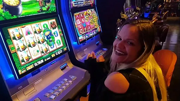 大I gave pussy to strangers after winning at Casino in Las Vegas !!! Butt Paty, El Toro De Oro新鲜的视频