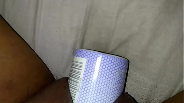 크고 신선한 비디오Masturbating with deodorant