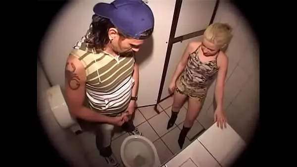 Μεγάλα Pervertium - Young Piss Slut Loves Her Favorite Toilet φρέσκα βίντεο