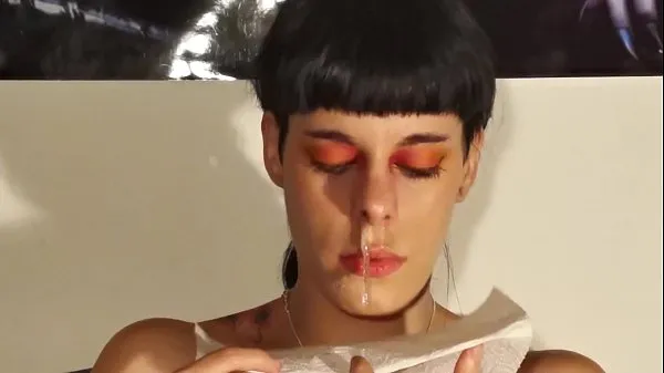 Veliki Teen girl's huge snot by sneezing fetish pt1 HD sveži videoposnetki