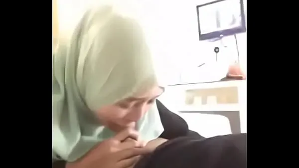 Veliki Hijab scandal aunty part 1 sveži videoposnetki