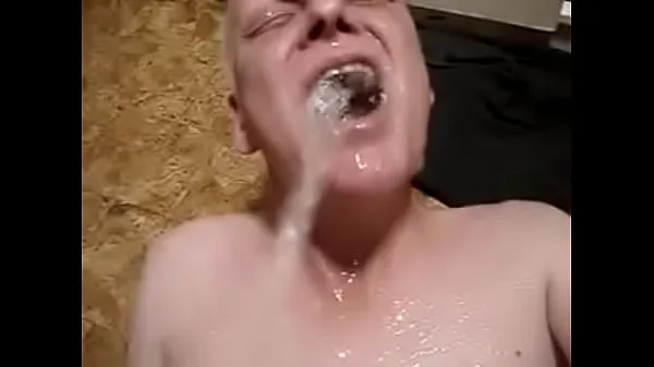 Grote Duk and David pee drinking,pissing, blowjob and cum nieuwe video's