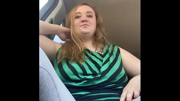 Duże Beautiful Natural Chubby Blonde starts in car and gets Fucked like crazy at homeświeże filmy