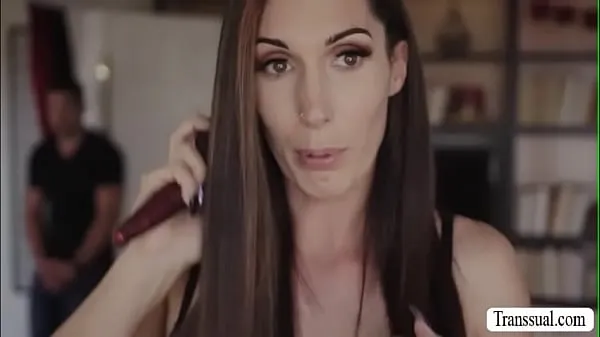 Nagy Stepson bangs the ass of her trans stepmom friss videók