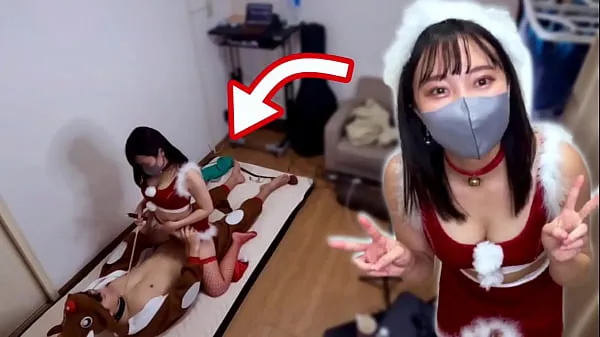 She had sex while Santa cosplay for Christmas! Reindeer man gets cowgirl like a sledge and creampie Video baharu besar
