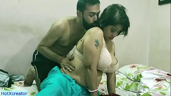 Store Amazing erotic sex with milf bhabhi!! My wife don't know!! Clear hindi audio: Hot webserise Part 1 ferske videoer