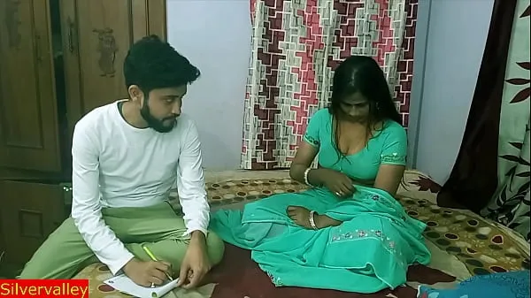 Store Indian sexy madam teaching her special student how to romance and sex! with hindi voice nye videoer