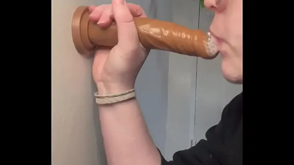 Grote Gagging On Cock nieuwe video's