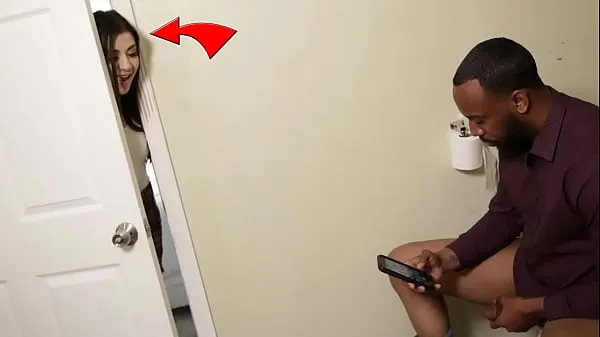 Big Caught Her Black Stepdad With Big Black Cock Watching Porn & Helped Him Jerking Off - Natalie Brooks fresh Videos
