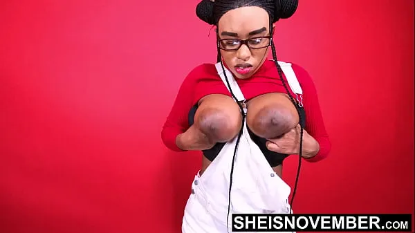 Veliki I'm Erotically Posing My Large Natural Tits And Huge Brown Areolas Closeup Fetish, Bending Over With My Big Boobs Bouncing, Petite Busty Black Babe Sheisnovember Jiggling Her Saggy Bomb Shells While Bending Over After Sitting on Msnovember sveži videoposnetki