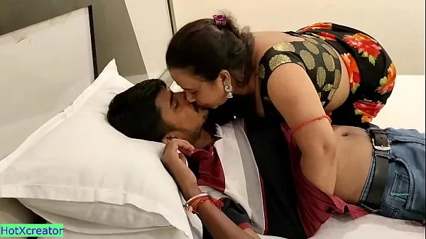 Big Indian Bengali wife fucking for money! Hot bhabhi sex fresh Videos