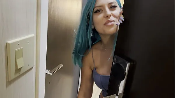 Store Casting Curvy: Blue Hair Thick Porn Star BEGS to Fuck Delivery Guy ferske videoer
