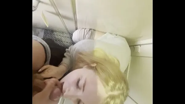 Blonde Student Fucked On Public Train - Risky Sex With Cum In Mouth Video baharu besar