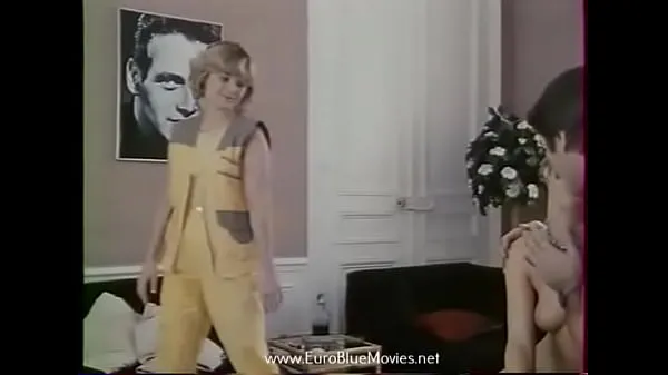 Taze Videolar The Gynecologist of the Place Pigalle (1983) - Full Movie büyük mü