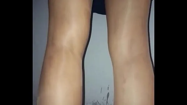 ใหญ่Mature woman in pantyhose cleaning at nightวิดีโอสด