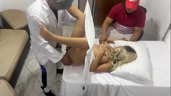 Grote My Wife is Checked by the Gynecologist Doctor but I think He is Fucking Her Next to Me and my Wife likes it NTR jav nieuwe video's