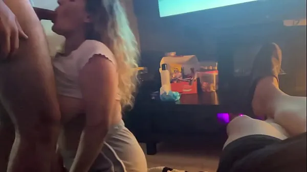 Video besar THICK WIFE makes her HUSBAND a CUCKOLD segar