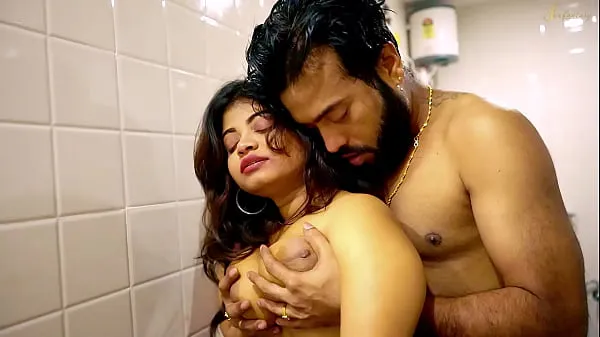 Video besar A hot nude girl fucked hard in the bathroom segar