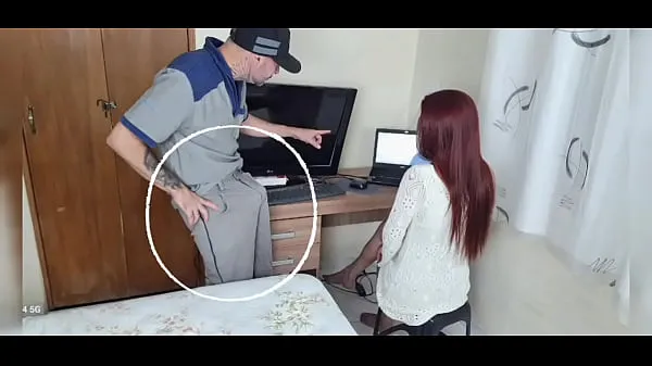 Video besar Housewife receives technician to fix her computer segar