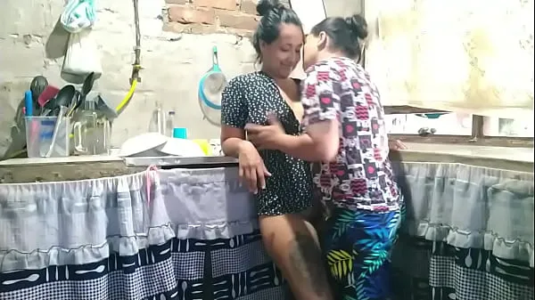 Video lớn Since my husband is not in town, I call my best friend for wild lesbian sex mới